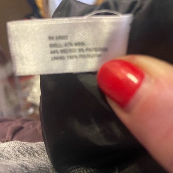 EUC Gap plaid skirt - Picture 6 of 8